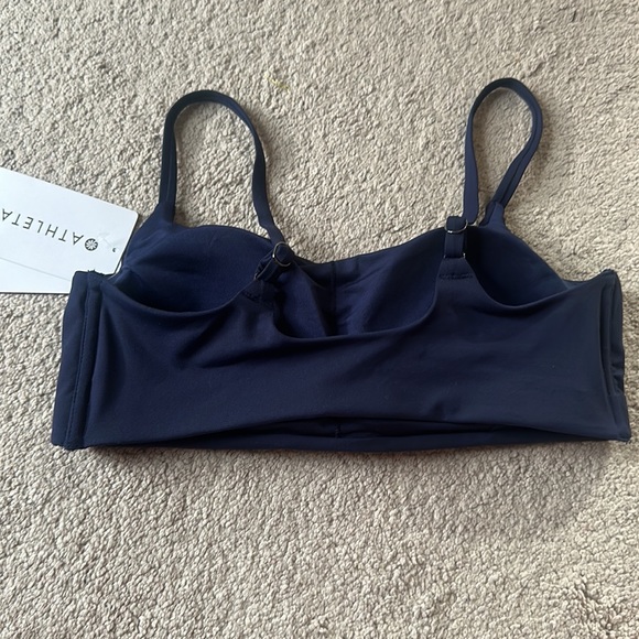 NWT Athleta Navy Scoop Bikini Top Sz S, D-DD - Picture 5 of 6